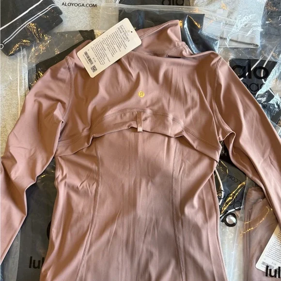 Lululemon Women’s Define Jacket - Picture 2 of 3